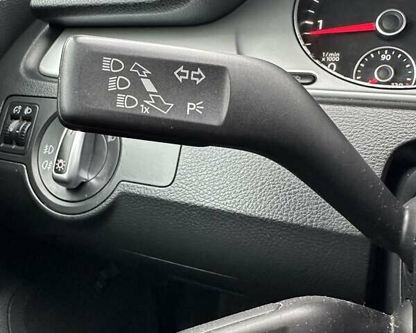 Чорний Фольксваген Пассат, об'ємом двигуна 1.6 л та пробігом 317 тис. км за 10200 $, фото 31 на Automoto.ua