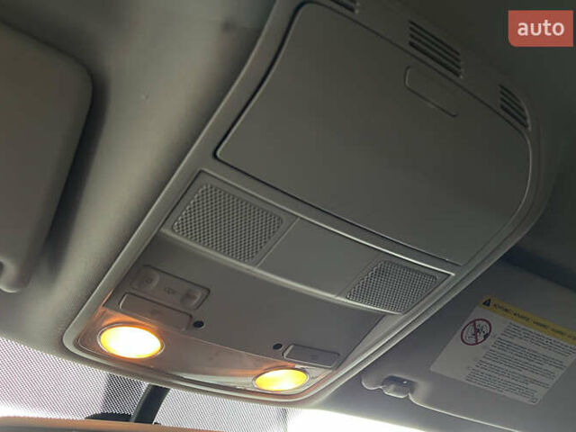 Черный Фольксваген Пассат, объемом двигателя 1.97 л и пробегом 301 тыс. км за 12400 $, фото 20 на Automoto.ua