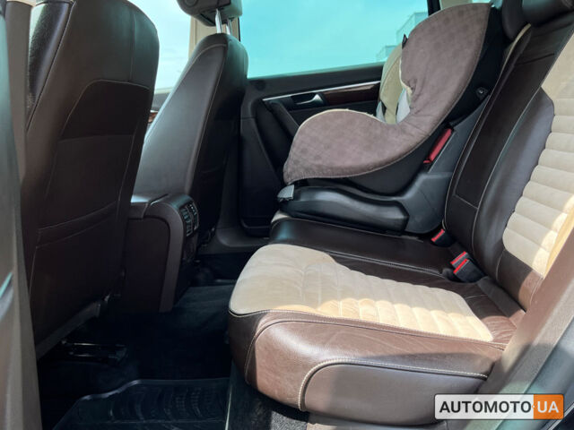 Черный Фольксваген Пассат, объемом двигателя 1.6 л и пробегом 138 тыс. км за 9500 $, фото 28 на Automoto.ua