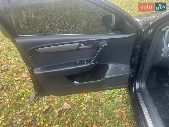 Черный Фольксваген Пассат, объемом двигателя 2 л и пробегом 264 тыс. км за 9500 $, фото 11 на Automoto.ua