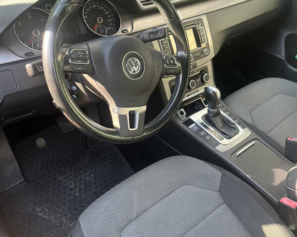 Чорний Фольксваген Пассат, об'ємом двигуна 2 л та пробігом 279 тис. км за 9400 $, фото 9 на Automoto.ua