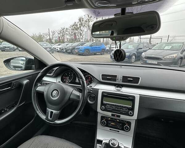 Чорний Фольксваген Пассат, об'ємом двигуна 1.6 л та пробігом 317 тис. км за 10200 $, фото 23 на Automoto.ua