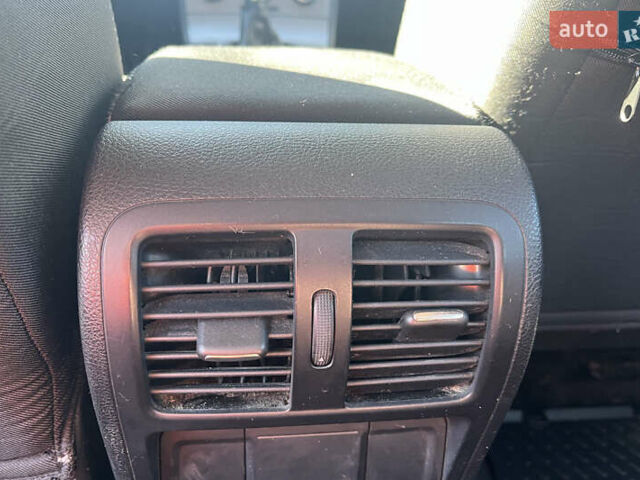 Черный Фольксваген Пассат, объемом двигателя 1.97 л и пробегом 130 тыс. км за 10000 $, фото 20 на Automoto.ua