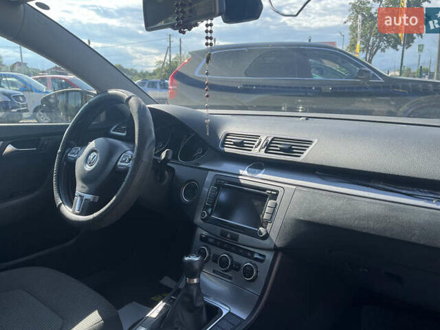 Черный Фольксваген Пассат, объемом двигателя 1.97 л и пробегом 130 тыс. км за 10000 $, фото 25 на Automoto.ua