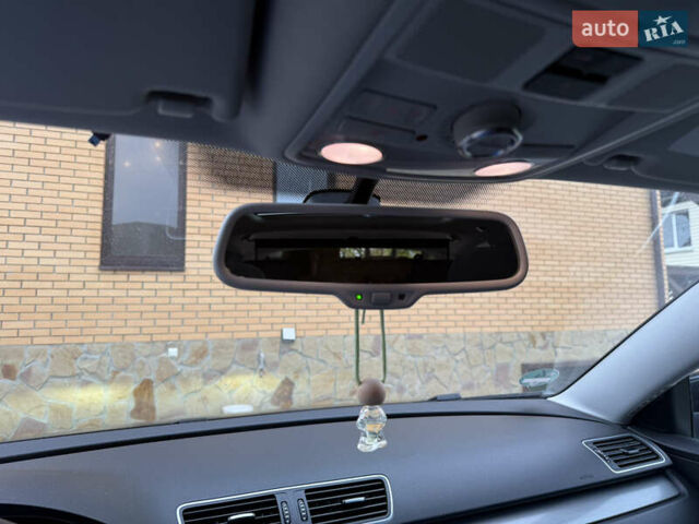 Черный Фольксваген Пассат, объемом двигателя 2 л и пробегом 291 тыс. км за 10800 $, фото 17 на Automoto.ua