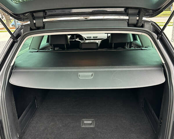 Черный Фольксваген Пассат, объемом двигателя 2 л и пробегом 227 тыс. км за 13500 $, фото 64 на Automoto.ua