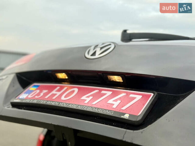 Черный Фольксваген Пассат, объемом двигателя 2 л и пробегом 263 тыс. км за 10499 $, фото 25 на Automoto.ua