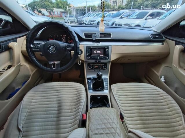 Чорний Фольксваген Пассат, об'ємом двигуна 1.6 л та пробігом 264 тис. км за 8990 $, фото 26 на Automoto.ua