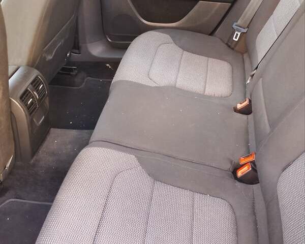 Черный Фольксваген Пассат, объемом двигателя 2 л и пробегом 262 тыс. км за 10700 $, фото 7 на Automoto.ua