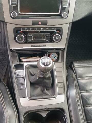 Чорний Фольксваген Пассат, об'ємом двигуна 1.39 л та пробігом 322 тис. км за 7000 $, фото 16 на Automoto.ua