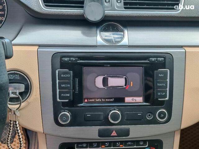 Чорний Фольксваген Пассат, об'ємом двигуна 1.6 л та пробігом 264 тис. км за 8990 $, фото 23 на Automoto.ua