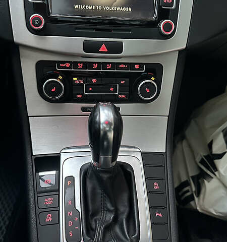 Черный Фольксваген Пассат, объемом двигателя 1.97 л и пробегом 310 тыс. км за 10500 $, фото 11 на Automoto.ua