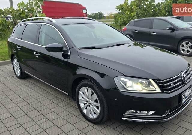 Чорний Фольксваген Пассат, об'ємом двигуна 2 л та пробігом 285 тис. км за 12800 $, фото 4 на Automoto.ua