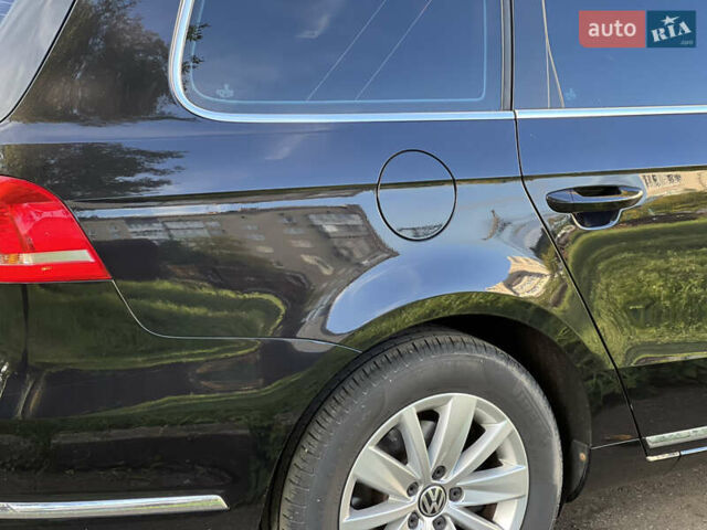 Черный Фольксваген Пассат, объемом двигателя 1.97 л и пробегом 283 тыс. км за 11500 $, фото 20 на Automoto.ua