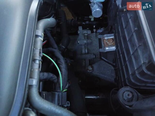 Чорний Фольксваген Пассат, об'ємом двигуна 1.4 л та пробігом 299 тис. км за 8600 $, фото 41 на Automoto.ua