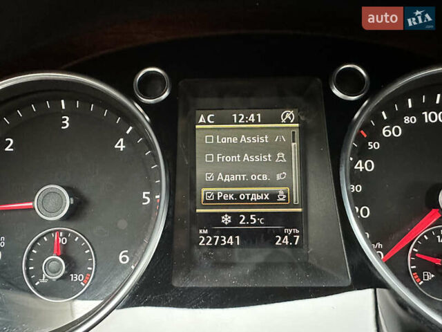 Черный Фольксваген Пассат, объемом двигателя 2 л и пробегом 227 тыс. км за 13500 $, фото 69 на Automoto.ua