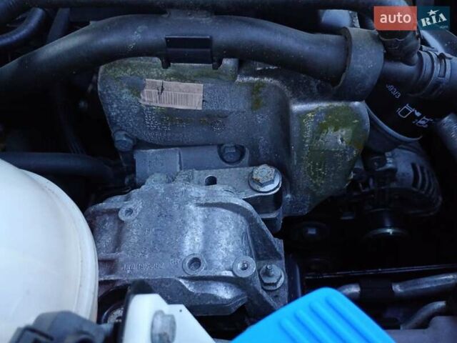 Чорний Фольксваген Пассат, об'ємом двигуна 1.4 л та пробігом 299 тис. км за 8600 $, фото 43 на Automoto.ua