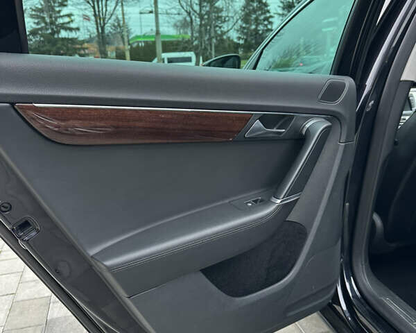 Черный Фольксваген Пассат, объемом двигателя 2 л и пробегом 227 тыс. км за 13500 $, фото 56 на Automoto.ua