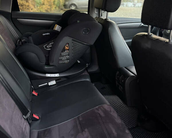 Черный Фольксваген Пассат, объемом двигателя 1.6 л и пробегом 244 тыс. км за 8750 $, фото 16 на Automoto.ua