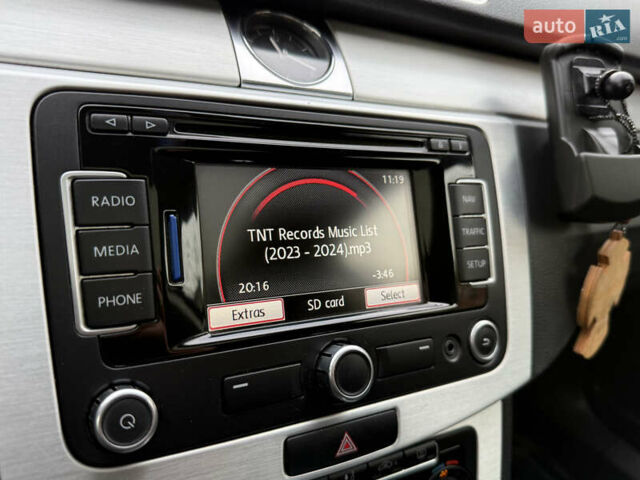 Чорний Фольксваген Пассат, об'ємом двигуна 1.97 л та пробігом 312 тис. км за 9999 $, фото 99 на Automoto.ua