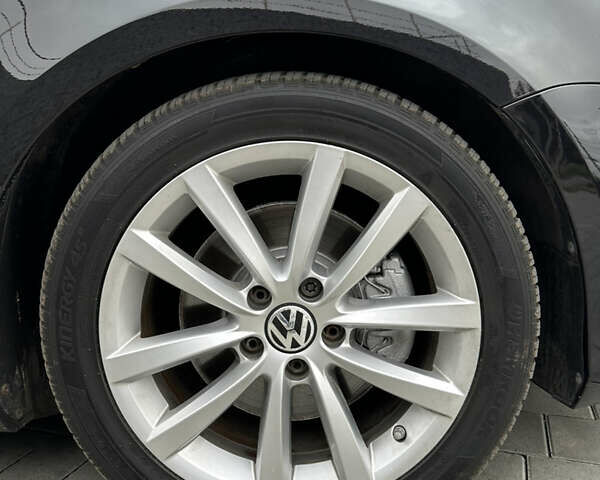 Черный Фольксваген Пассат, объемом двигателя 2 л и пробегом 227 тыс. км за 13500 $, фото 6 на Automoto.ua