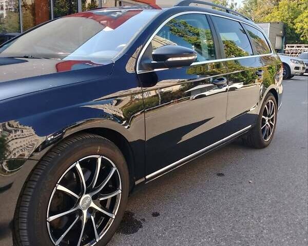 Черный Фольксваген Пассат, объемом двигателя 2 л и пробегом 262 тыс. км за 10700 $, фото 1 на Automoto.ua