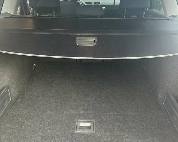 Черный Фольксваген Пассат, объемом двигателя 1.97 л и пробегом 321 тыс. км за 10200 $, фото 10 на Automoto.ua