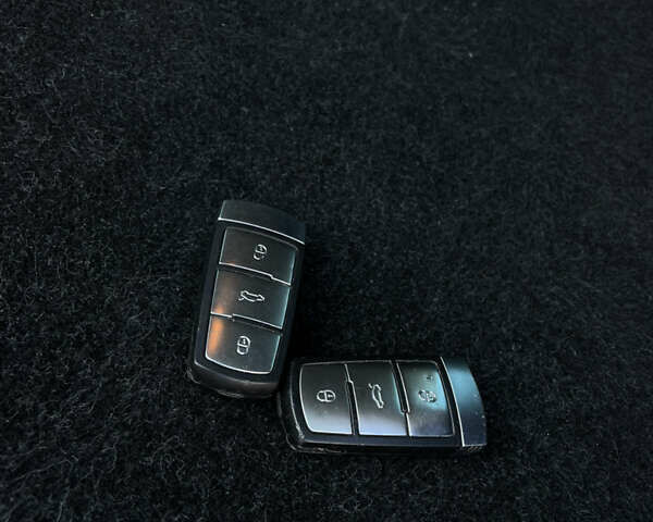 Черный Фольксваген Пассат, объемом двигателя 1.97 л и пробегом 258 тыс. км за 12150 $, фото 92 на Automoto.ua