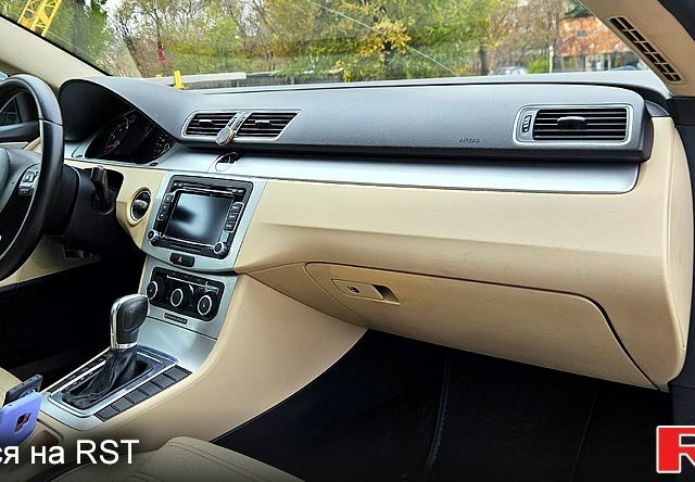 Чорний Фольксваген Пассат, об'ємом двигуна 2 л та пробігом 163 тис. км за 7900 $, фото 9 на Automoto.ua