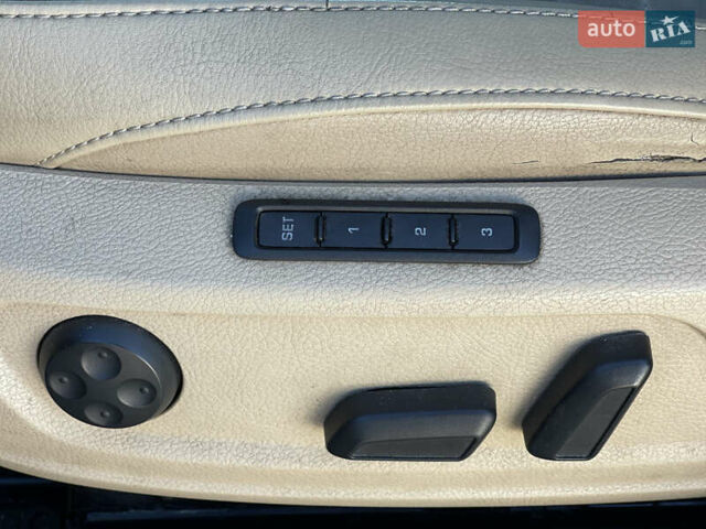 Черный Фольксваген Пассат, объемом двигателя 1.98 л и пробегом 303 тыс. км за 9300 $, фото 38 на Automoto.ua