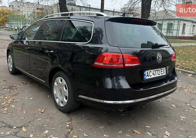 Черный Фольксваген Пассат, объемом двигателя 1.97 л и пробегом 310 тыс. км за 10500 $, фото 6 на Automoto.ua