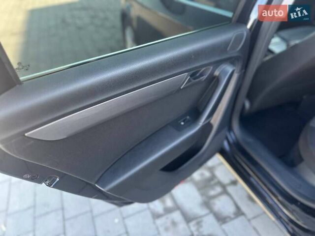 Чорний Фольксваген Пассат, об'ємом двигуна 2 л та пробігом 279 тис. км за 9700 $, фото 21 на Automoto.ua