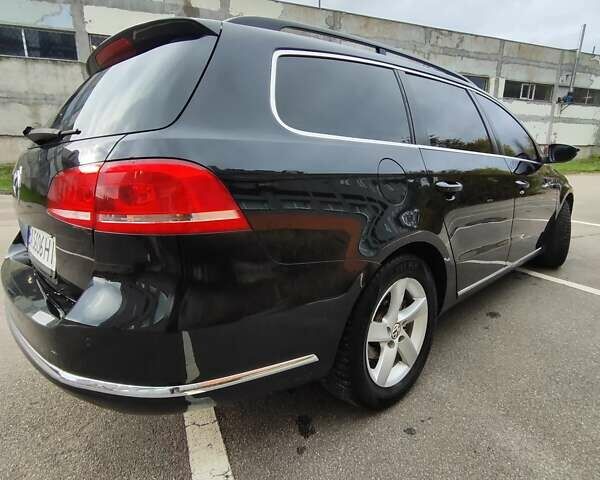 Черный Фольксваген Пассат, объемом двигателя 1.97 л и пробегом 274 тыс. км за 9699 $, фото 4 на Automoto.ua