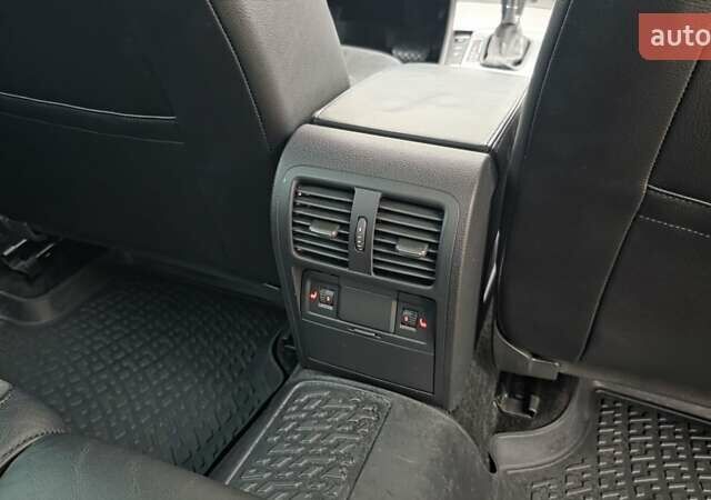 Чорний Фольксваген Пассат, об'ємом двигуна 2 л та пробігом 285 тис. км за 12800 $, фото 29 на Automoto.ua