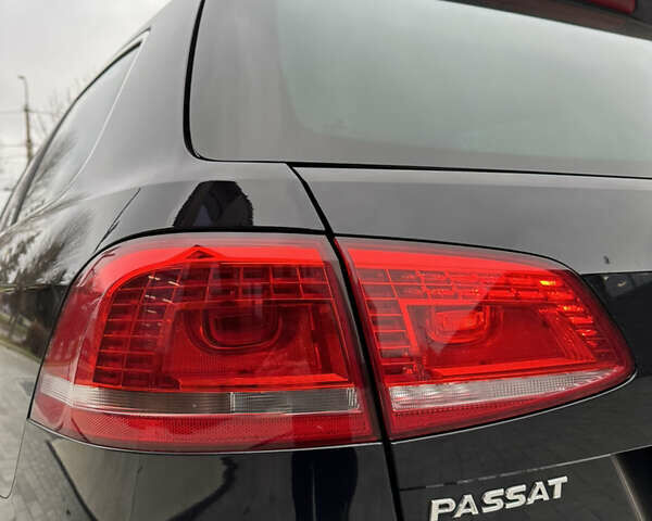 Черный Фольксваген Пассат, объемом двигателя 2 л и пробегом 227 тыс. км за 13500 $, фото 13 на Automoto.ua