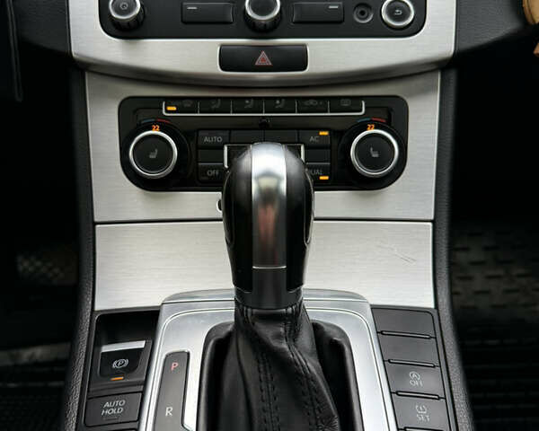 Чорний Фольксваген Пассат, об'ємом двигуна 1.97 л та пробігом 312 тис. км за 9999 $, фото 36 на Automoto.ua