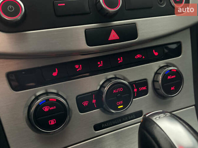 Черный Фольксваген Пассат, объемом двигателя 1.97 л и пробегом 301 тыс. км за 12400 $, фото 16 на Automoto.ua