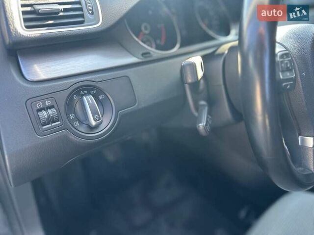 Чорний Фольксваген Пассат, об'ємом двигуна 2 л та пробігом 279 тис. км за 9700 $, фото 44 на Automoto.ua