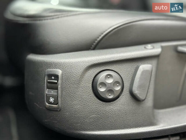 Черный Фольксваген Пассат, объемом двигателя 2 л и пробегом 227 тыс. км за 13500 $, фото 31 на Automoto.ua