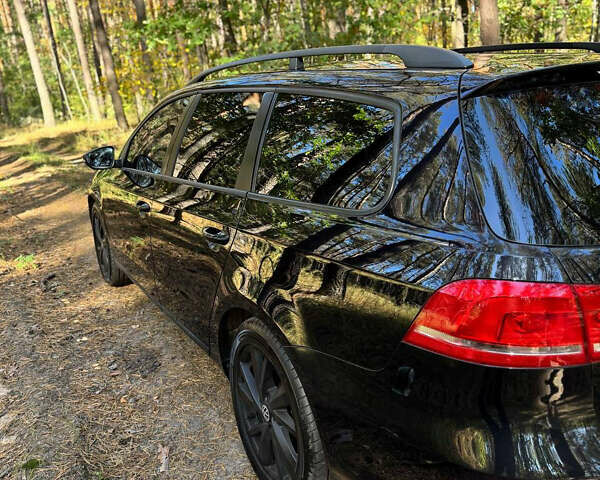 Чорний Фольксваген Пассат, об'ємом двигуна 1.6 л та пробігом 296 тис. км за 9700 $, фото 4 на Automoto.ua