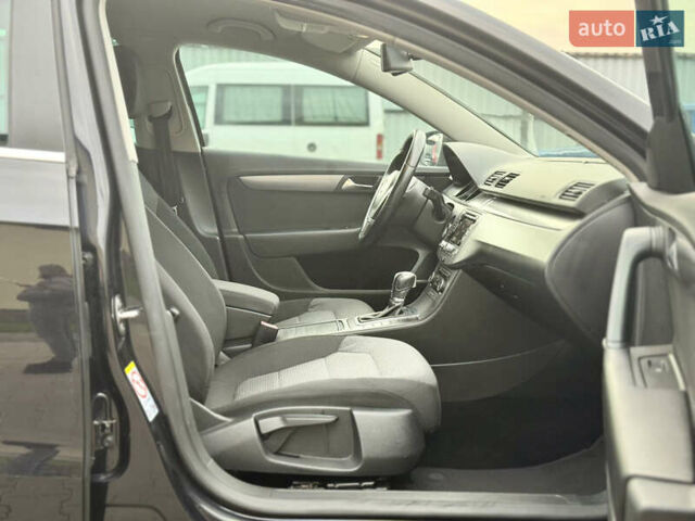 Черный Фольксваген Пассат, объемом двигателя 2 л и пробегом 263 тыс. км за 10499 $, фото 39 на Automoto.ua