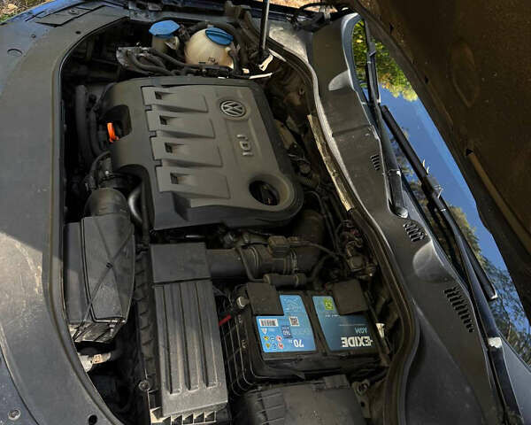 Чорний Фольксваген Пассат, об'ємом двигуна 1.6 л та пробігом 296 тис. км за 9700 $, фото 16 на Automoto.ua