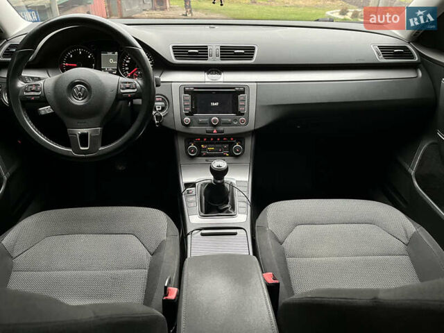 Чорний Фольксваген Пассат, об'ємом двигуна 1.97 л та пробігом 258 тис. км за 10000 $, фото 9 на Automoto.ua