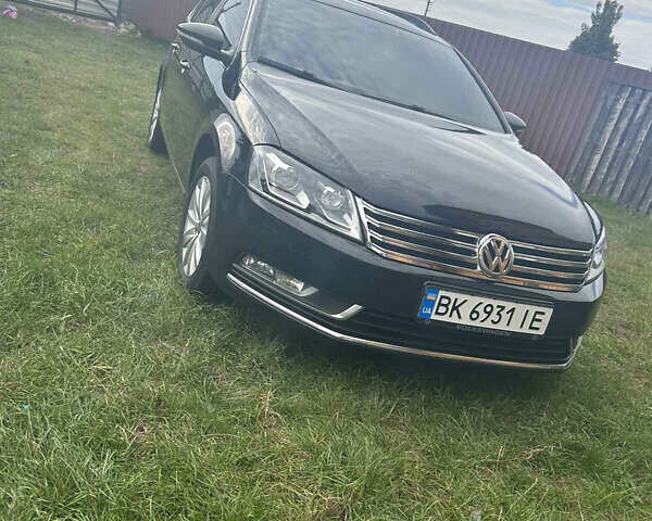 Черный Фольксваген Пассат, объемом двигателя 1.97 л и пробегом 321 тыс. км за 10200 $, фото 16 на Automoto.ua