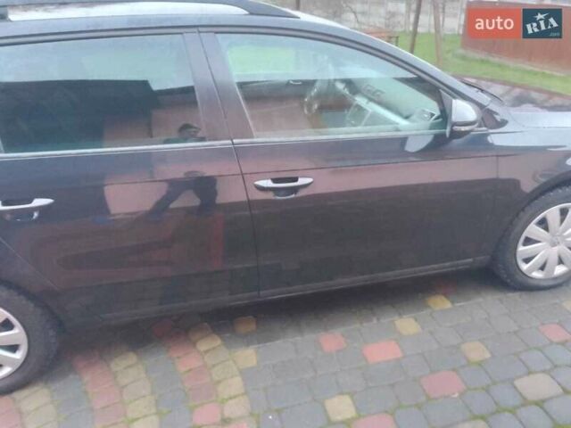 Черный Фольксваген Пассат, объемом двигателя 1.97 л и пробегом 299 тыс. км за 9300 $, фото 11 на Automoto.ua