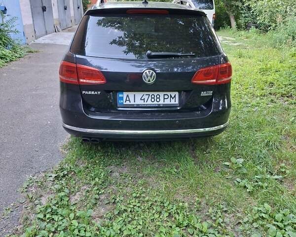Чорний Фольксваген Пассат, об'ємом двигуна 2 л та пробігом 311 тис. км за 10100 $, фото 4 на Automoto.ua