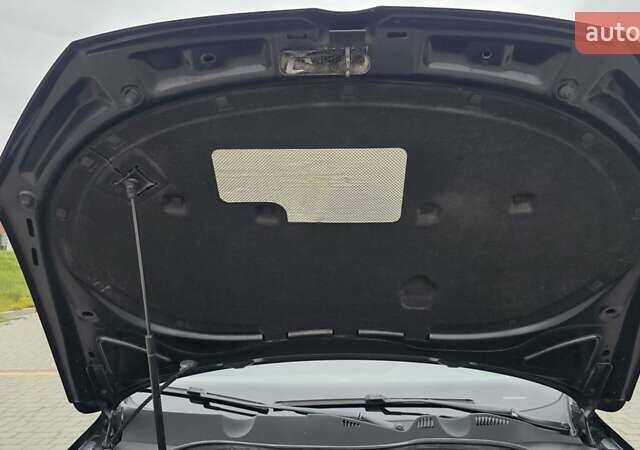 Черный Фольксваген Пассат, объемом двигателя 2 л и пробегом 285 тыс. км за 11999 $, фото 45 на Automoto.ua