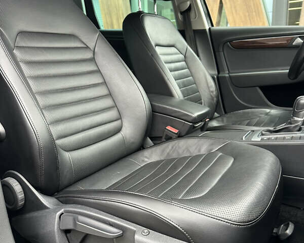 Черный Фольксваген Пассат, объемом двигателя 2 л и пробегом 227 тыс. км за 13500 $, фото 36 на Automoto.ua