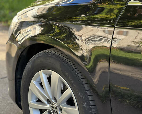 Черный Фольксваген Пассат, объемом двигателя 1.97 л и пробегом 283 тыс. км за 11500 $, фото 14 на Automoto.ua