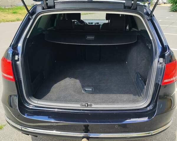 Черный Фольксваген Пассат, объемом двигателя 1.97 л и пробегом 274 тыс. км за 9699 $, фото 12 на Automoto.ua